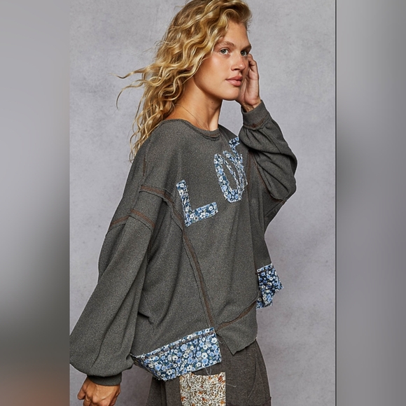 #836 POL Love Letter Patched Top - Picture 4 of 6